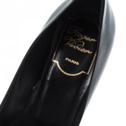 Pre Owned Roger Vivier Black Patent Leather Curved Heel Pumps Size 36.5