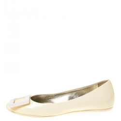 Pre Owned Roger Vivier Cream Patent Leather Gommette Ballet Flats Size 35.5