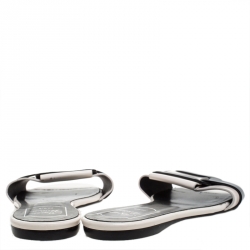 Roger Vivier Cream/Black Leather Pilgrim De Jour Flat Slides Size 39