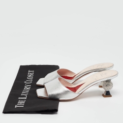 Pre Owned Roger Vivier Silver Leather Slide Sandals Size 36