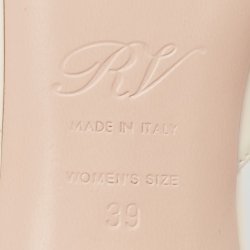 Pre Owned Roger Vivier Cream Patent Leather Belle Vivier Mules Size 39