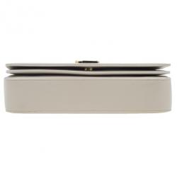 مملوكة مسبقًا حقيبة سانت لوران جلد العجل بيج مونوجرام يونفيرستي وسط بقلاب