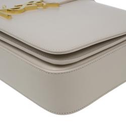 مملوكة مسبقًا حقيبة سانت لوران جلد العجل بيج مونوجرام يونفيرستي وسط بقلاب