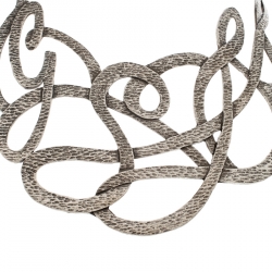 Pre Owned قلادة سان لوران باريس مفرغة فضية اللون