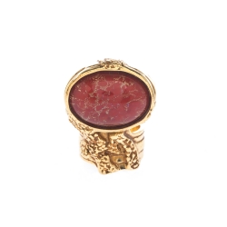مملوكة مسبقًا Saint Laurent Arty Red Glass Cabochon Gold Tone Ring Size 54.5