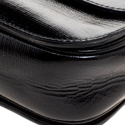 مملوكة مسبقًا حقيبة كتف سان لوران شيك كبيرة جلد لامعة منقوشة سوداء