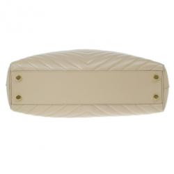 مملوكة مسبقًا Saint Laurent Paris Beige Chevron Leather Classic Monogram Shopping Tote