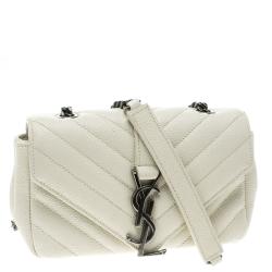 مملوكة مسبقًا حقيبة كتف سان لوران باريس بيبي كلاسيك جلد أبيض مبطن