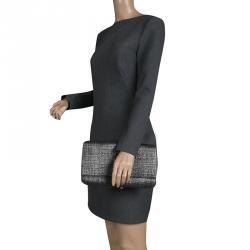 مملوكة مسبقًا Saint Laurent Silver/Black Shimmering Canvas Belle De Jour Clutch