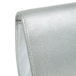 Pre Owned Saint Laurent Paris Silver Leather Foldover Clutch