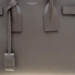 مملوكة مسبقًا حقيبة سان لوران يد علوية بيبي ساك دو جور جلد رمادية