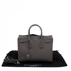 مملوكة مسبقًا حقيبة سان لوران يد علوية بيبي ساك دو جور جلد رمادية