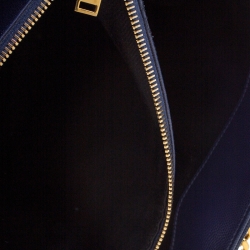 مملوكة مسبقًا Saint Laurent Blue Matelasse Leather Cassandre Shopper Tote