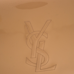 مملوكة مسبقًا حقيبة كلتش سان لوران قلاب بل دو جور جلد لامعة خضراء