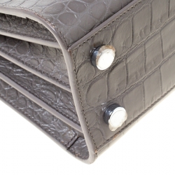 مملوكة مسبقًا حقيبة يد سان لوران باريس ساك دو جور كلاسيك نانو جلد رمادية