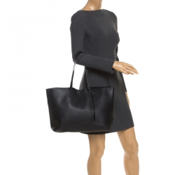 Pre Owned Saint Laurent Black Leather Shopper Tote