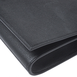 Pre Owned حقيبة كلاتش سان لوران باريس بل دو جور قلاب جلد لامعة سوداء