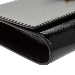 مملوكة مسبقًا Saint Laurent Black Patent Leather Large Chyc Clutch