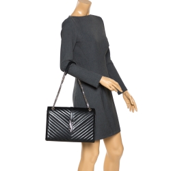 Pre Owned Saint Laurent Black Leather Monogram Envelope Shoulder Bag