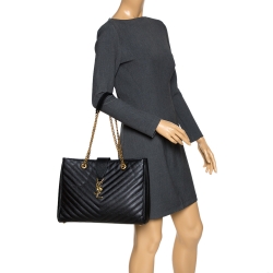 Pre Owned حقيبة يد سان لوران باريس شوبر كاساندريه جلد ماتيلاس سوداء