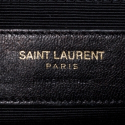 مملوكة مسبقًا حقيبة كتف سان لوران مغلف مونوغرامية جلد عنابية