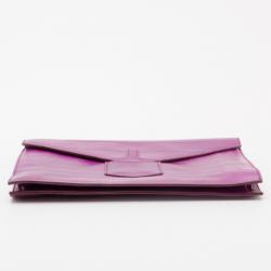 مملوكة مسبقًا Yves Saint Laurent Fuschia Leather Envelope Clutch