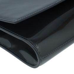 Pre Owned كلتش بغطاء إيف سانت لوران بيلا دي جور أخضر لامع