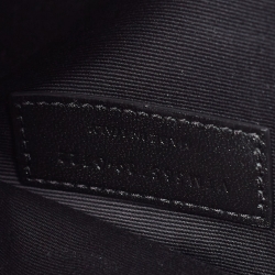 مملوكة مسبقًا حقيبة كلتش سان لوران أب تاون جلد نقشة تمساح أسود