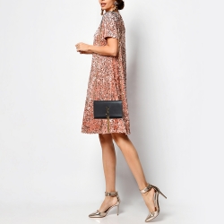 مملوكة مسبقًا Saint Laurent Matte Black Leather Kate Tassel Wallet On Chain