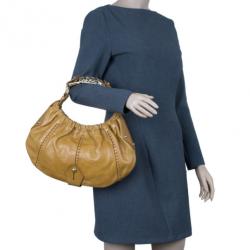 مملوكة مس�بقًا حقيبة يد هوبو سان لوران باريس جلد بيج