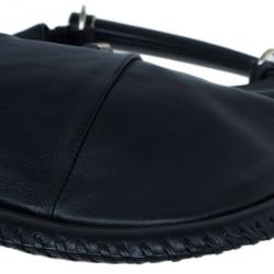 مملوكة مسبقًا حقيبة يد هوبو سان لوران باريس مومباسا جلد سوداء صغيرة