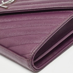 Pre Owned محفظة بسلسلة سان لوران جلد ماتيلاسيه بنفسجي مونوغرامي ظرفية
