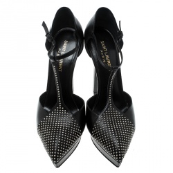 Pre Owned صندل سان لوران باريس جلد أسود مرصع سير حرف T مرصع مقدمة مدببة مقاس 38