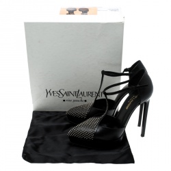 Pre Owned صندل سان لوران باريس جلد أسود مرصع سير حرف T مرصع مقدمة مدببة مقاس 38