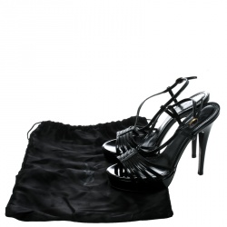 Pre Owned صندل سان لوران باريس جلد أسود لامع بسيور نعل سميك مقاس 36