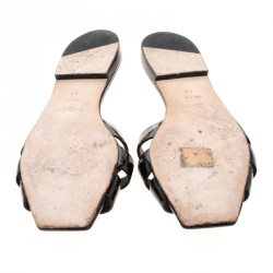 Pre Owned صندل سلايد سان لوران باريس تريبوت جلد أسود لامع مقاس 37