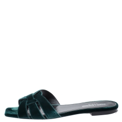 مملوكة مسبقًا صندل سلايد سان لوران باريس فلات تريبوت قطيفة أخضر مقاس 39