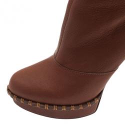 Pre Owned بوت ركبة سانت لوران باريس كعب أمامي جلد بني مقاس 41