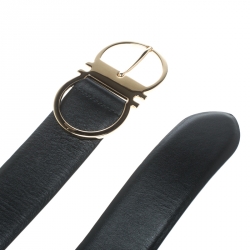 Pre Owned Salvatore Ferragamo Black Leather Ceylon Belt 75cm