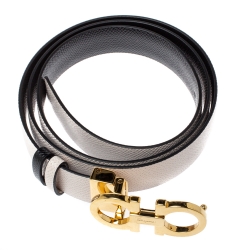 Pre Owned حزام سالفاتوري فيراغامو وجهين جلد كريمي و أسود 95 سم