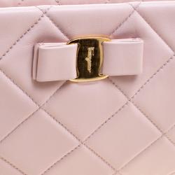 مملوكة مسبقًا Salvatore Ferragamo Pink Quilted Leather Macaron Clutch