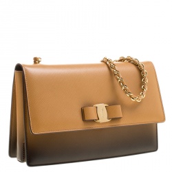 مملوكة مسبقًا حقيبة كتف سالفاتوري فيراغامو جيني جلد بنية/ كراميل