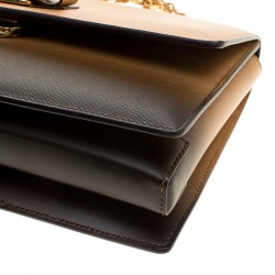 مملوكة مسبقًا حقيبة كتف سالفاتوري فيراغامو جيني جلد بنية/ كراميل