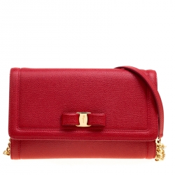 Pre Owned Salvatore Ferragamo Red Leather Vara Bow Clutch