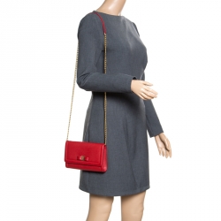 Pre Owned Salvatore Ferragamo Red Leather Vara Bow Clutch