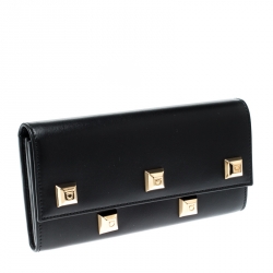 مملوكة مسبقًا Salvatore Ferragamo Black Studded Leather Continental Wallet