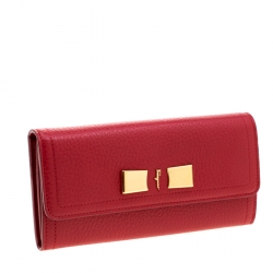 مملوكة مسبقًا Salvatore Ferragamo Lipstick Leather Long Wallet