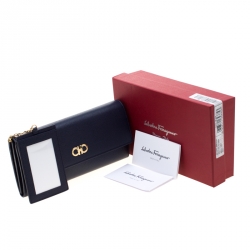 Pre Owned Salvatore Ferragamo Blue Leather Double Gancio Continental Wallet