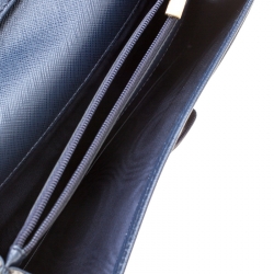 مملوكة مسبقًا Salvatore Ferragamo Blue Leather Miss Vara Wallet