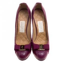 مملوكة مسبقًا Salvatore Ferragamo Burgundy Quilted Leather Pimpa Vara Bow Pumps Size 41